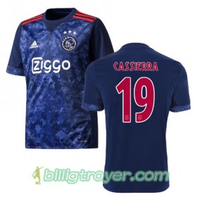 Billige Fotballdrakter AFC Ajax MATEO CASSIERRA 19 Bortedraktsett 2017/18 Kortermet