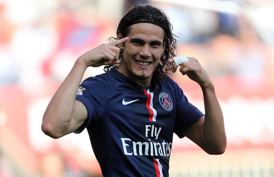 Cavani hjelper PSG 2-1 til å slå Monaco
